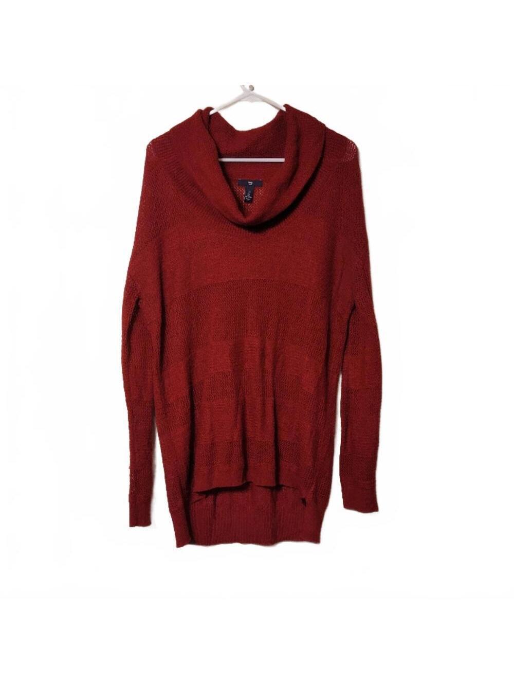 GAP beautiful red subtle stripe sweater